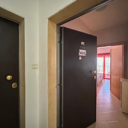 1 Bedroom 1330 Durres