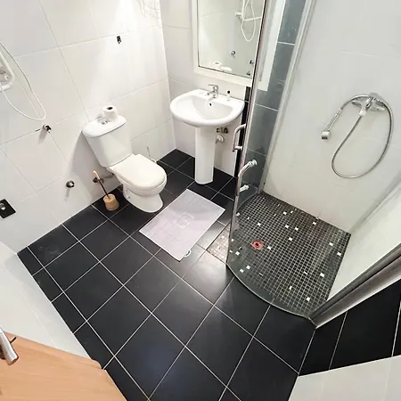 1 Bedroom 1330 * Durres