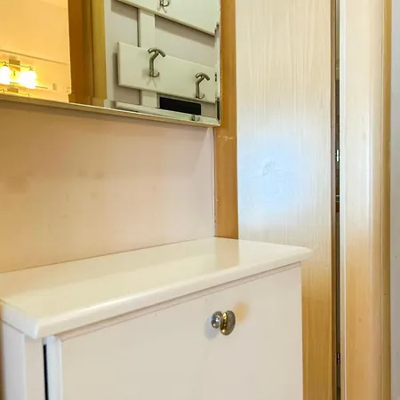 1 Bedroom 1330 Apartment