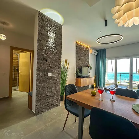 1 Bedroom 1330 * Durrës