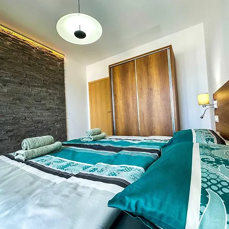 1 Bedroom 1330 * Durrës