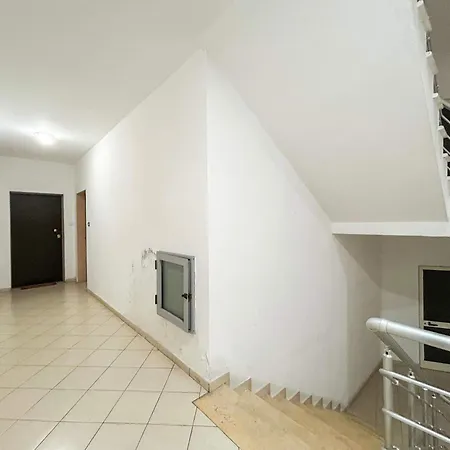 1 Bedroom 1330 Durrës